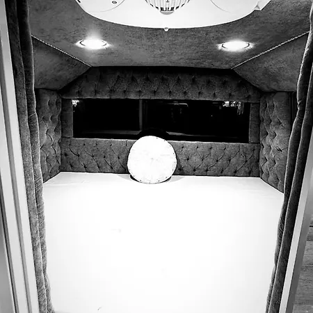 Rvx Caravans Al Wakrah Exterior photo