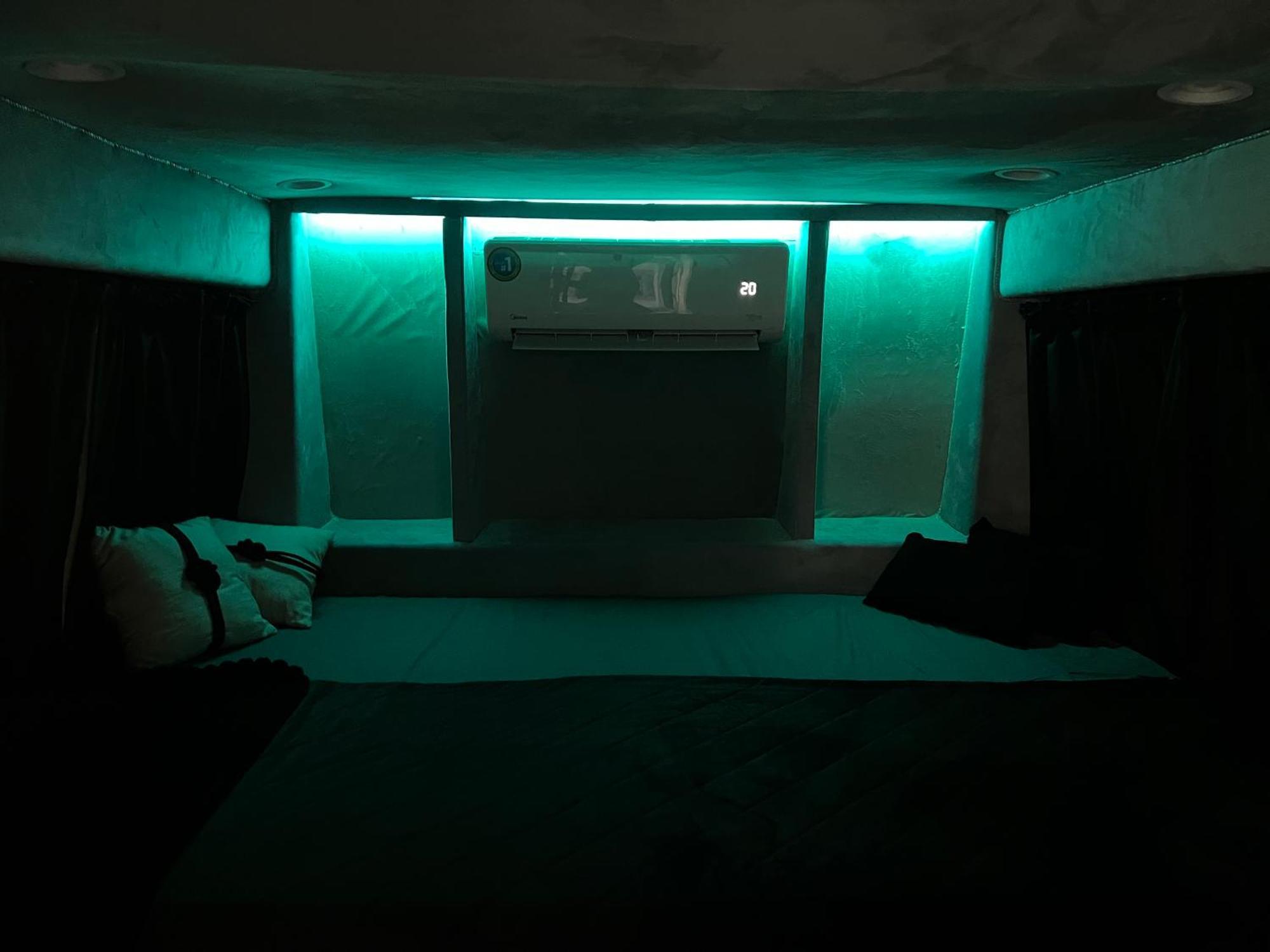 Campsite Rvx Caravans Al Wakrah