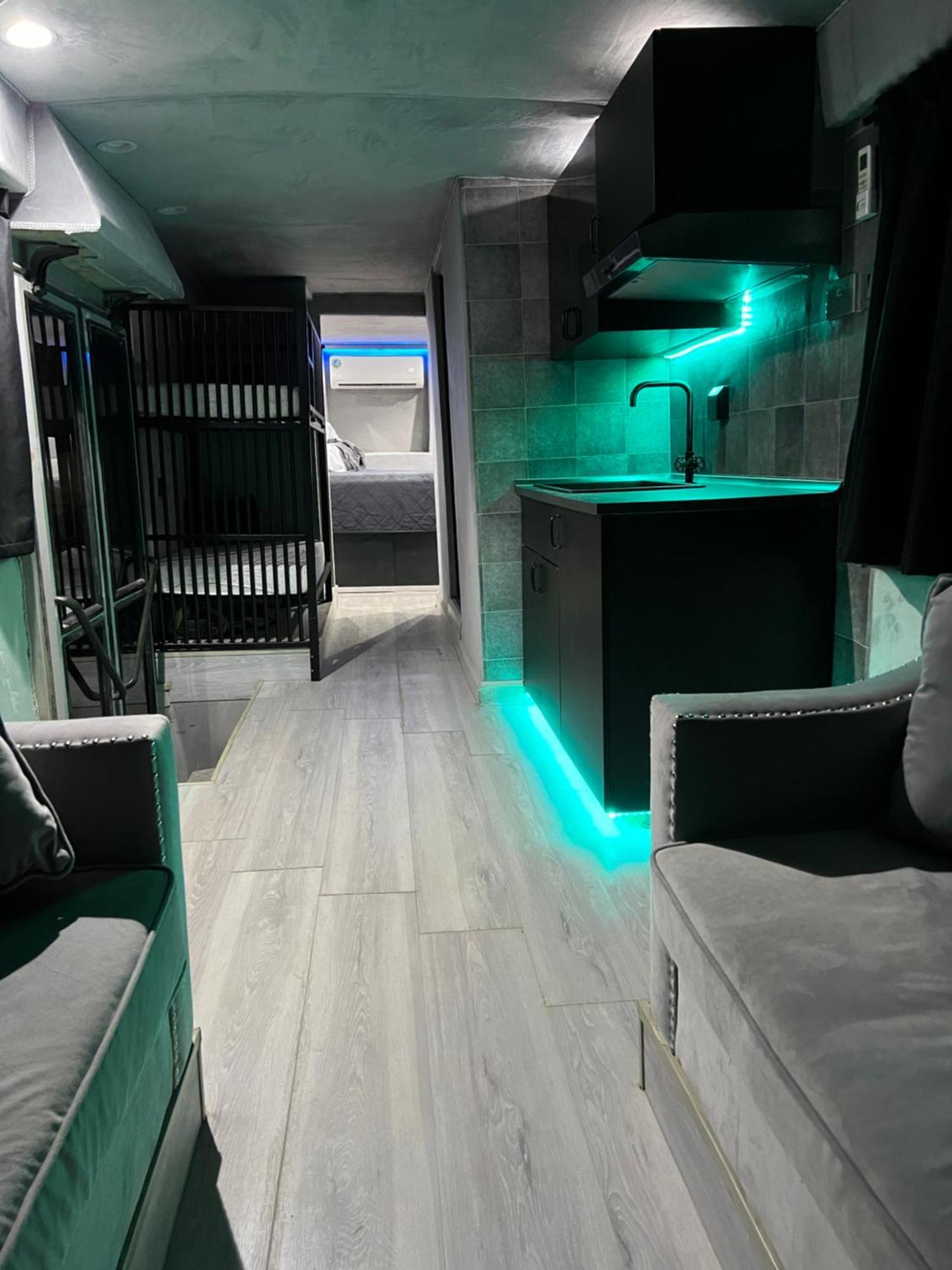 Rvx Caravans Campsite Al Wakrah